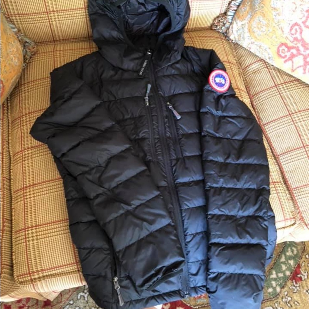 SOLD ON FB ‼️ Canada Goose lightweight down jacket